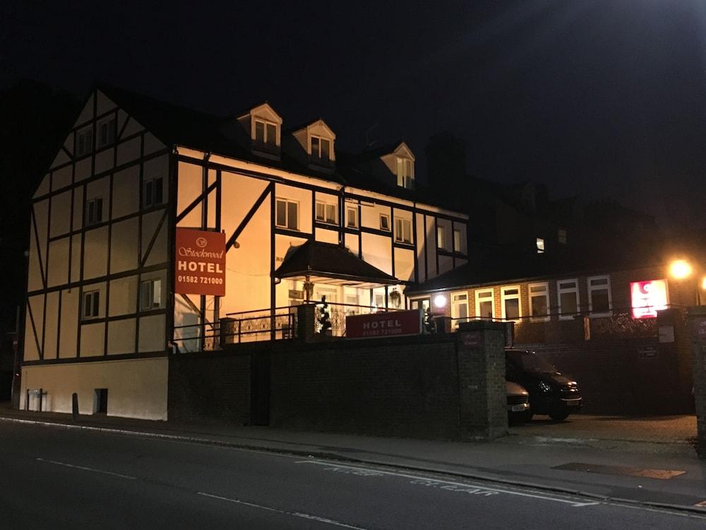 Stockwood Hotel - Luton Airport Exterior photo