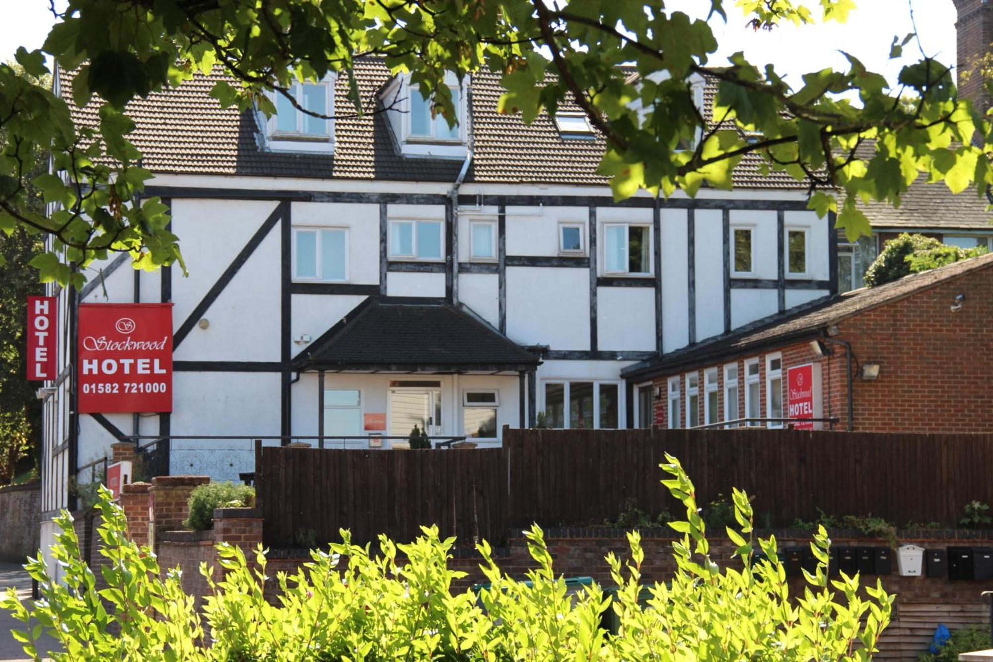 Stockwood Hotel - Luton Airport Exterior photo
